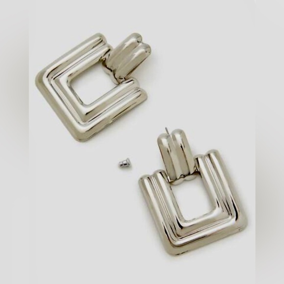 Retro 80’s XL Silver Square Door Knocker Earrings - Picture 7 of 7